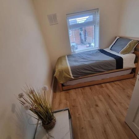 Somers Lodge Leicester Eksteriør billede