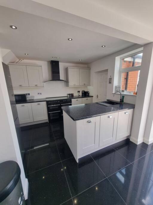 Somers Lodge Leicester Eksteriør billede